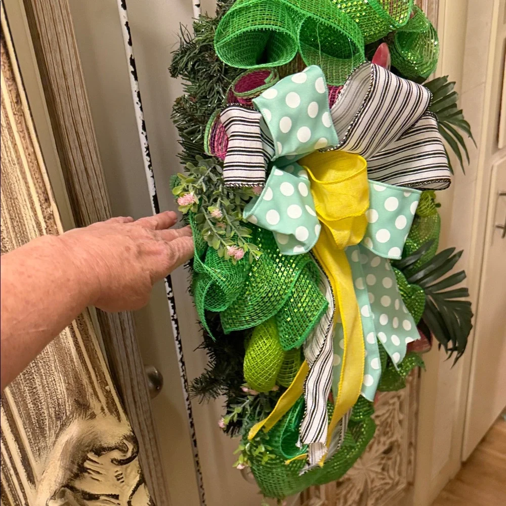 Pink Flamingo Tropical Holiday Wreath - Green & Pink